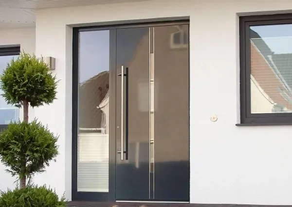 Fenêtres en aluminium avec double vitrage haute performance pour améliorer votre confort à Marseille 13009