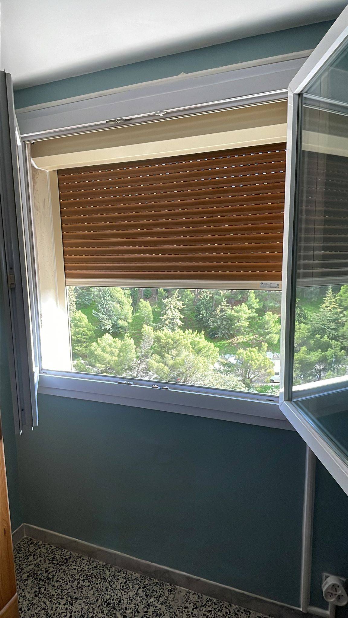 Nouvelle installation de volets roulants à Marseille !