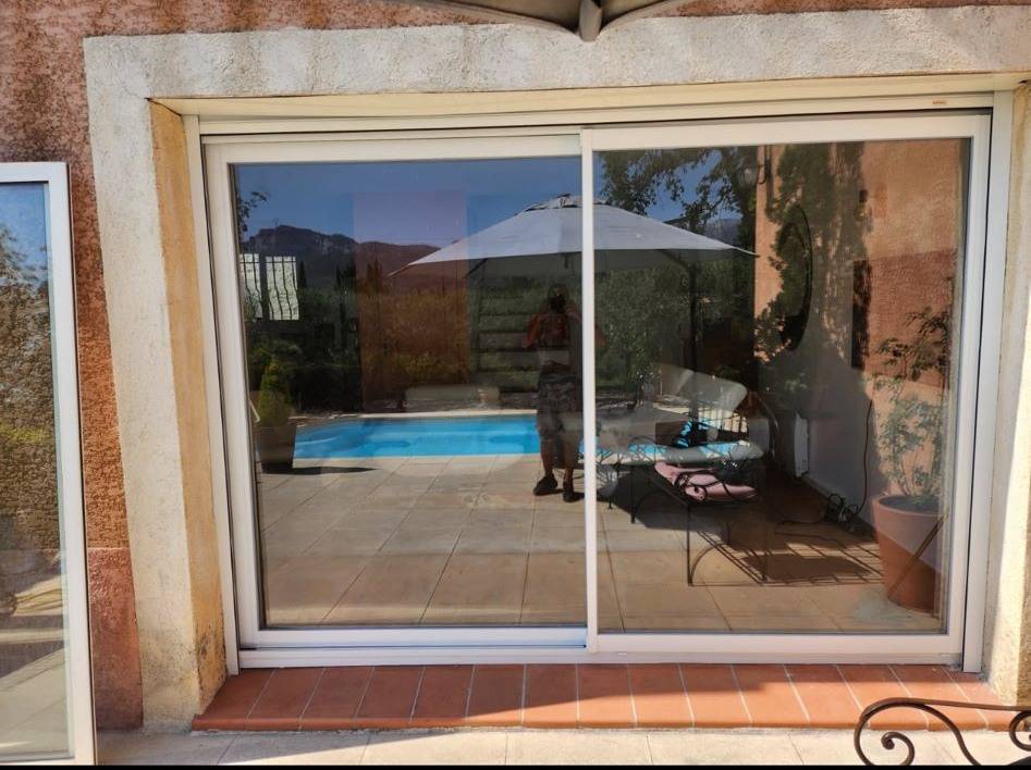 Installation d'un coulissant à Auriol